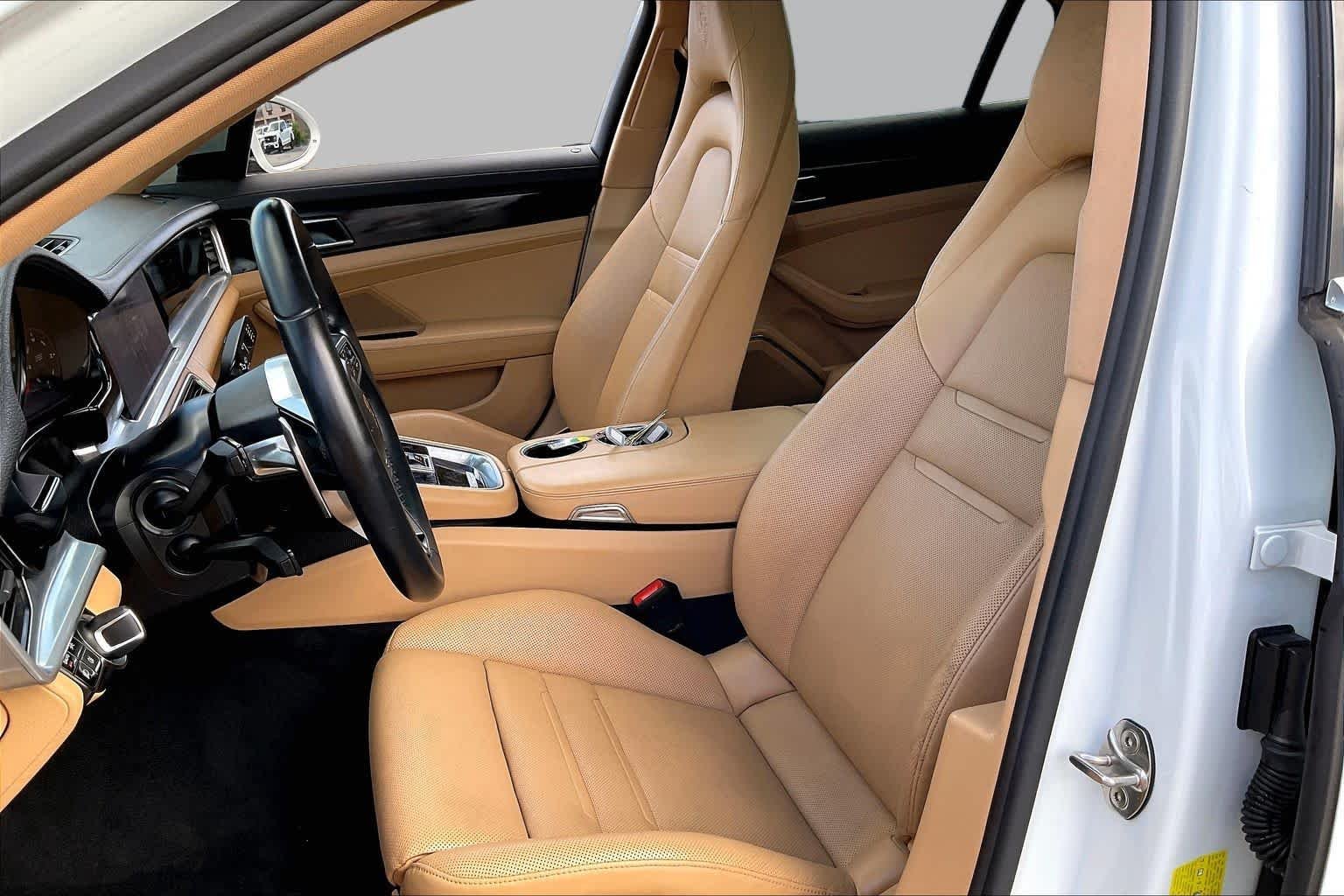 Used 2018 Black Porsche 4 image 8