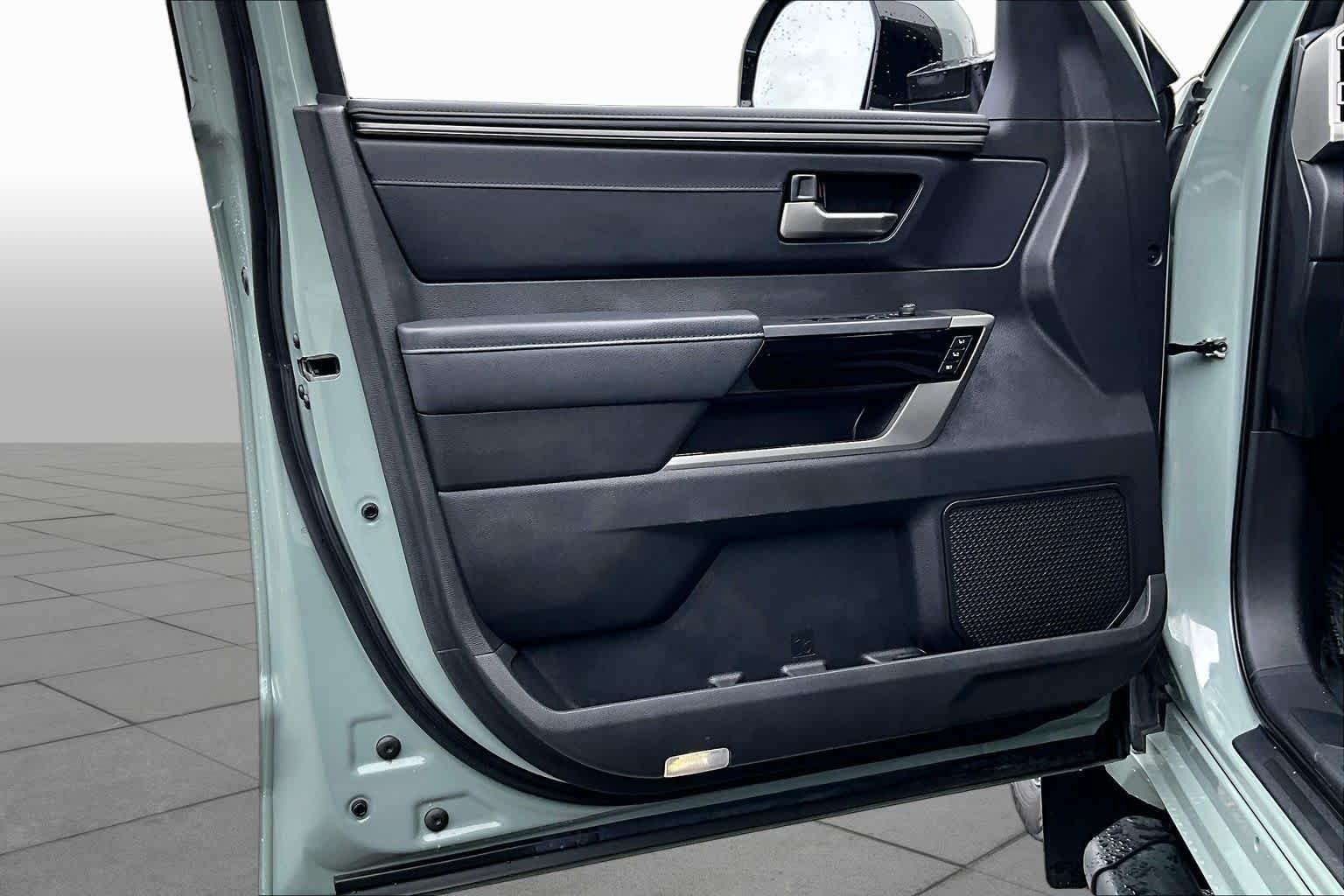 Used 2024 Lunar Rock Toyota Limited Hybrid image 21