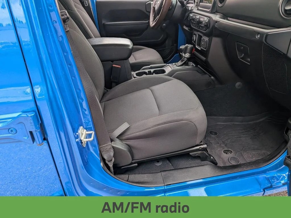 Used 2022 Blue Jeep Sport image 28