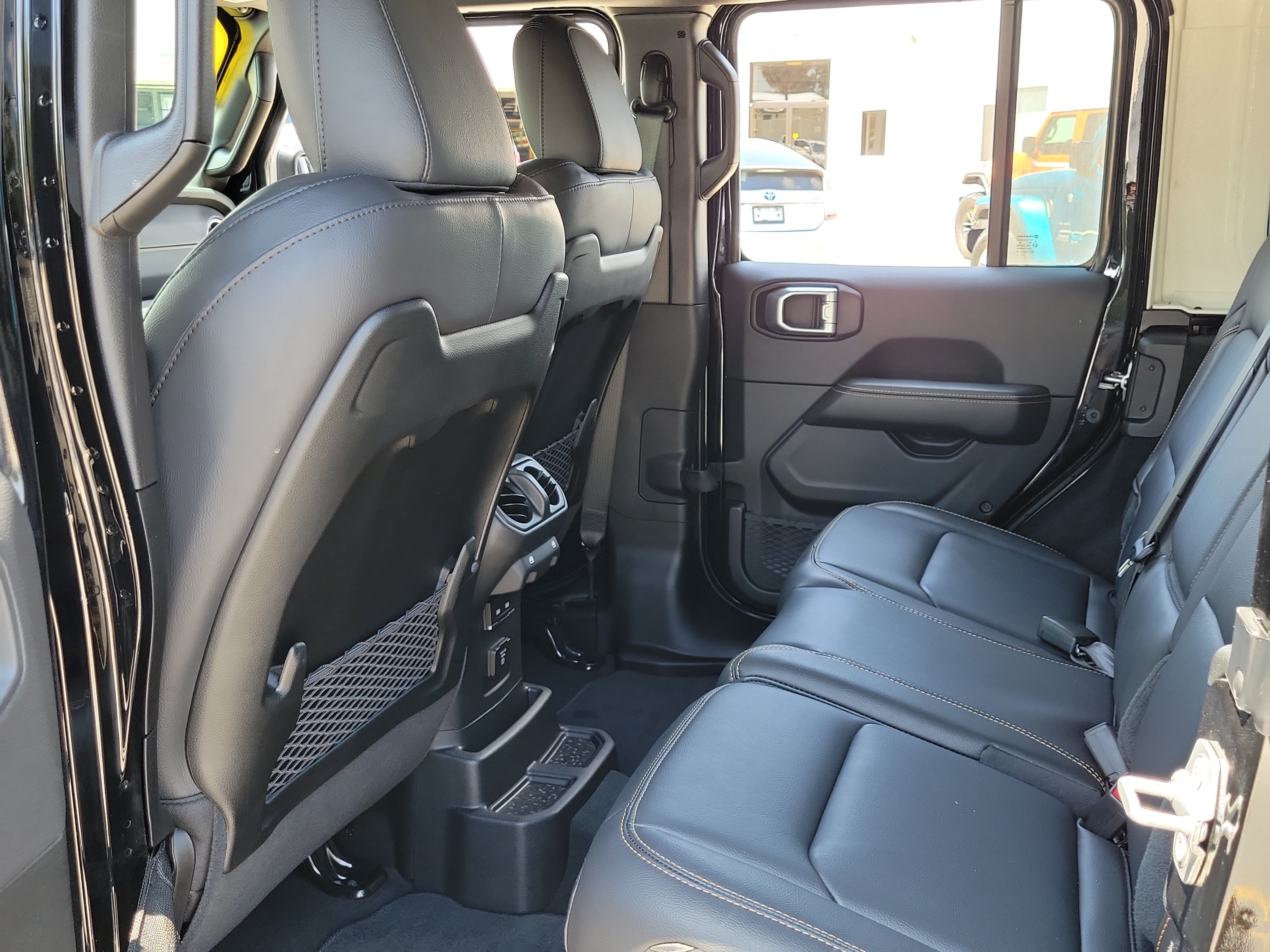Used 2026 Black Clearcoat Jeep Sahara image 13