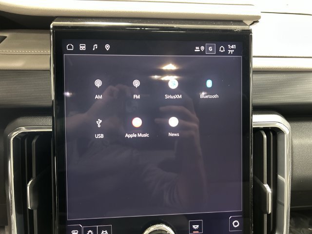 2027 GMC Acadia Elevation - Photo 16