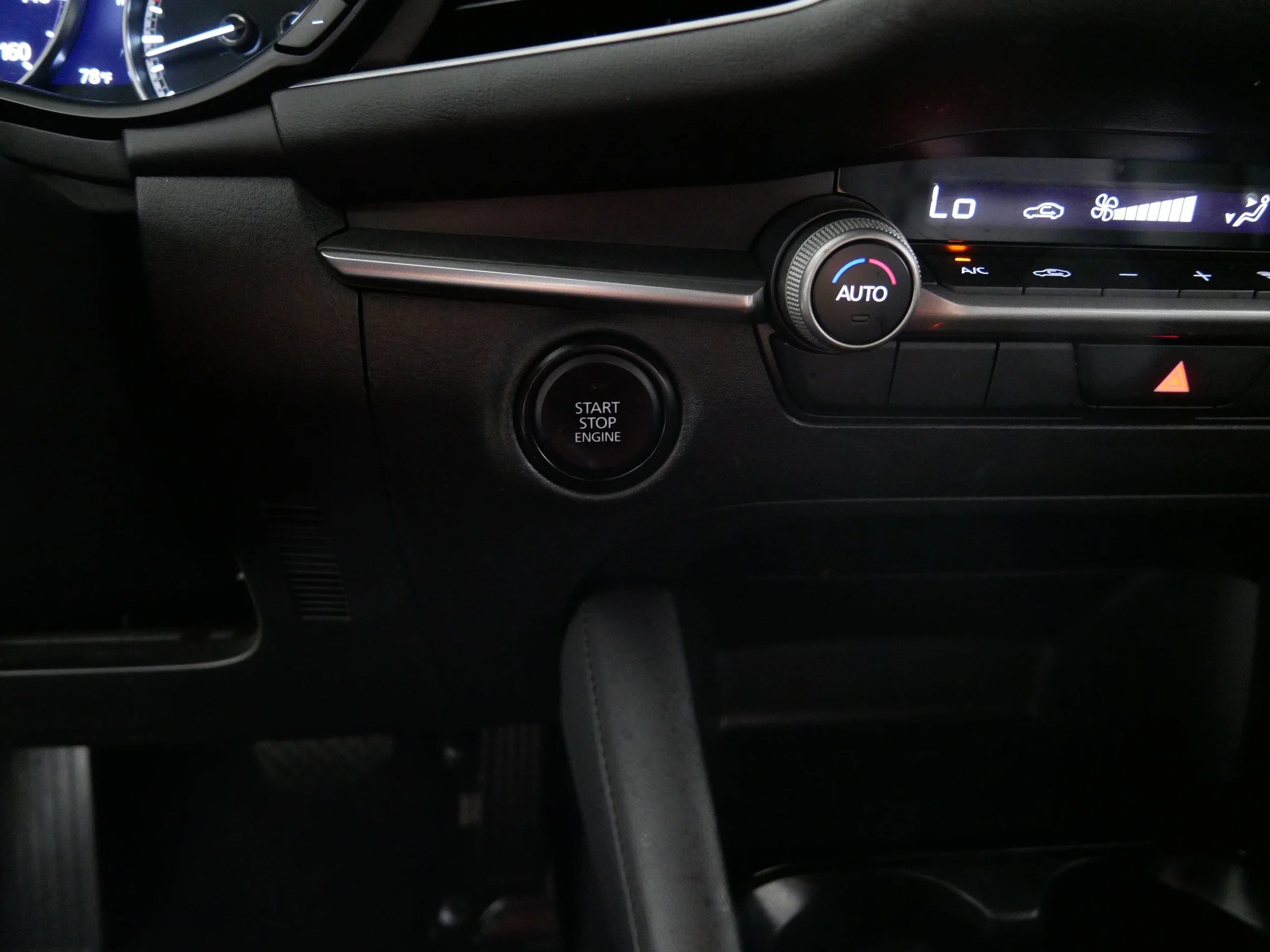 Used 2025 Jet Black Mica Mazda 2.5 S Select Sport image 29