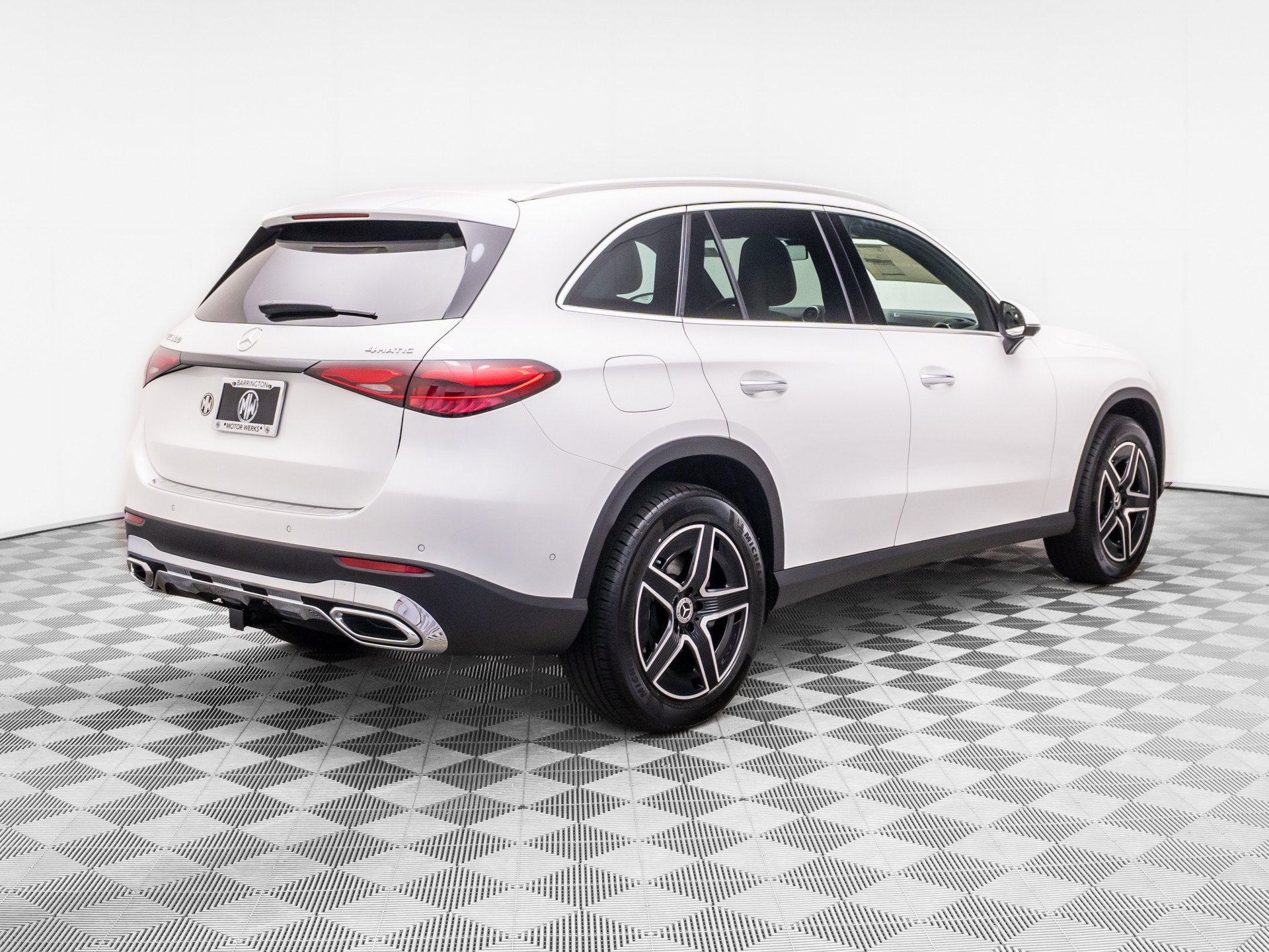 New 2026 White Mercedes-Benz GLC 300 image 46
