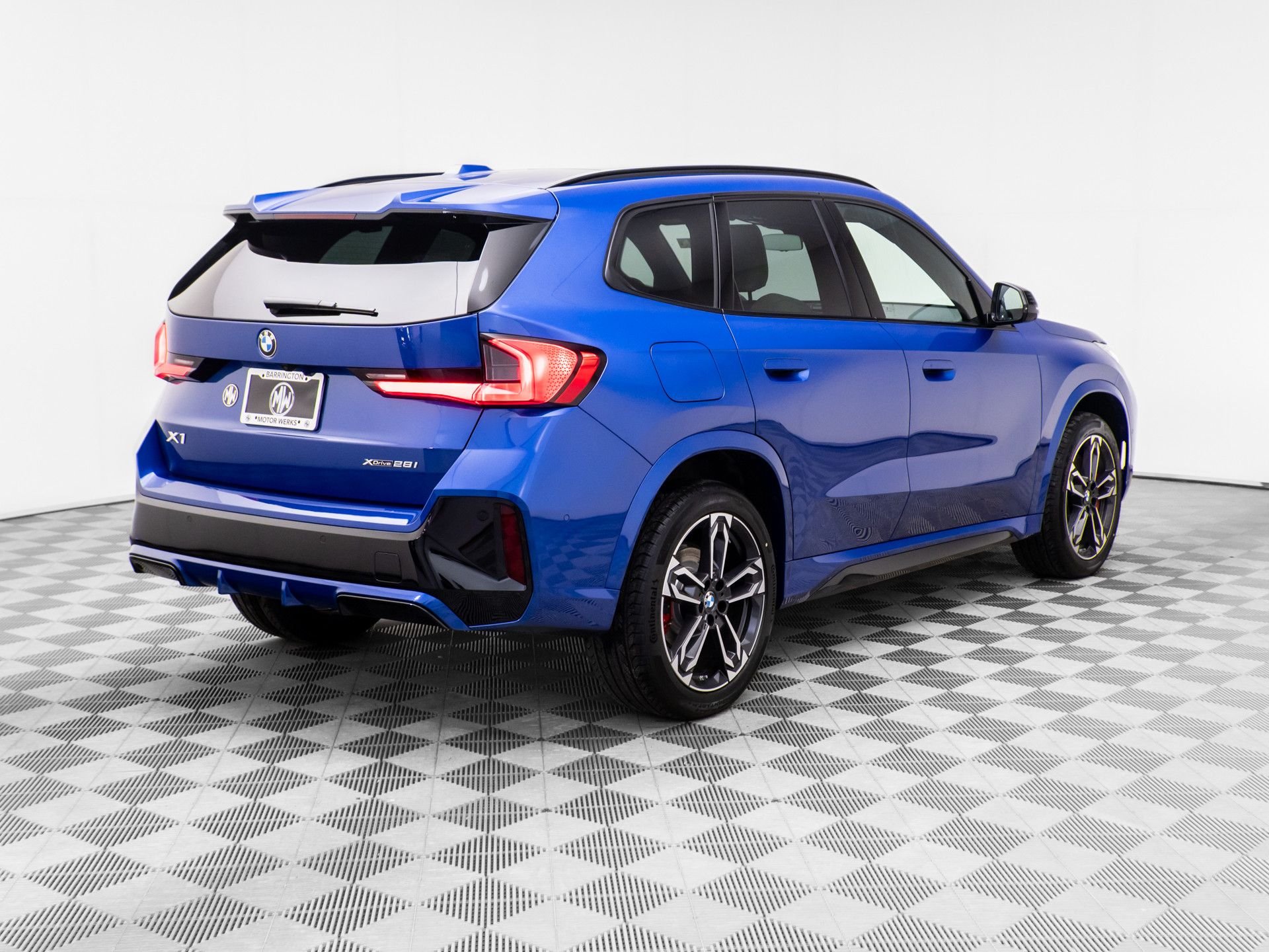 New 2026 Portimao Blue Metallic BMW xDrive28i image 6