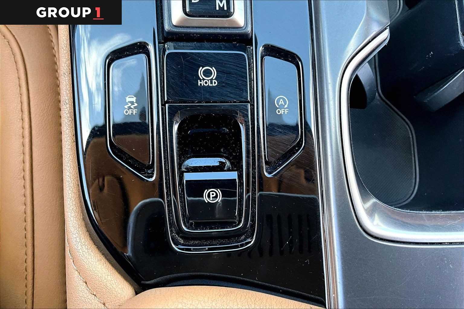 Certified Used 2024 Caviar Lexus  image 32