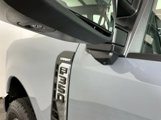 New 2026 Glacier Gray Metallic TriCoat Ford Lariat image 11