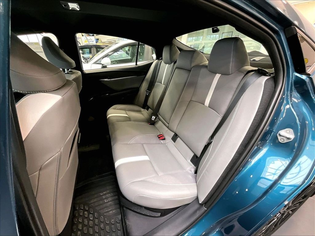 New 2026 Ocean Gem Toyota SE image 15