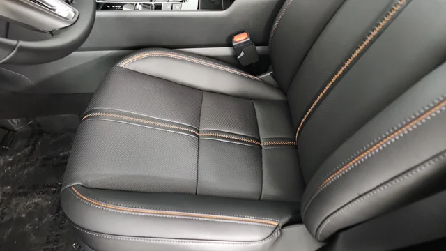 2025 Mazda CX-50 Premium Plus - Photo 13