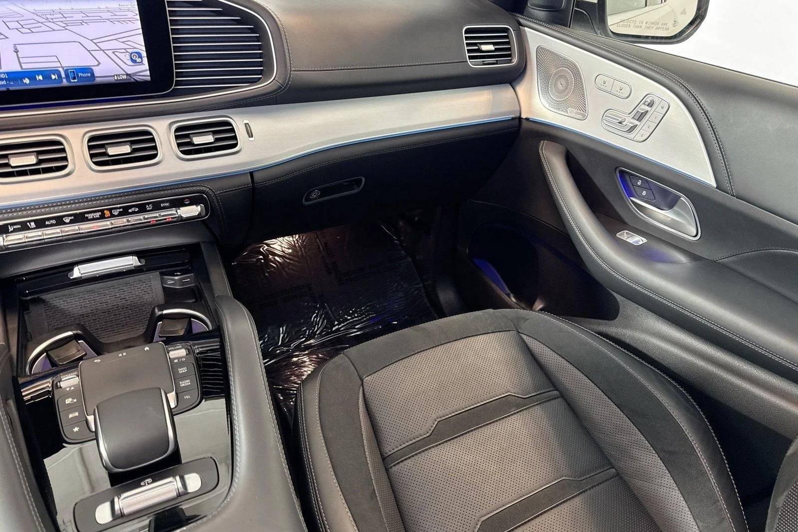 Used 2024 Polar White Mercedes-Benz AMG® GLE 63 S image 22