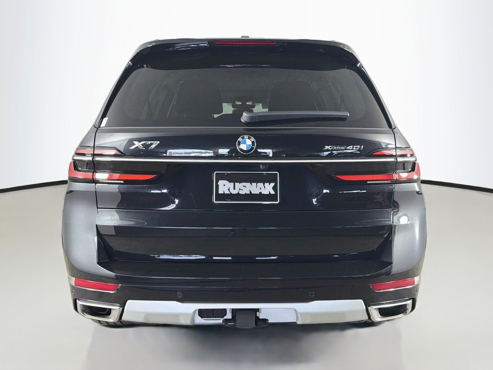 Certified Used 2024 Black Sapphire Metallic BMW xDrive40i image 6