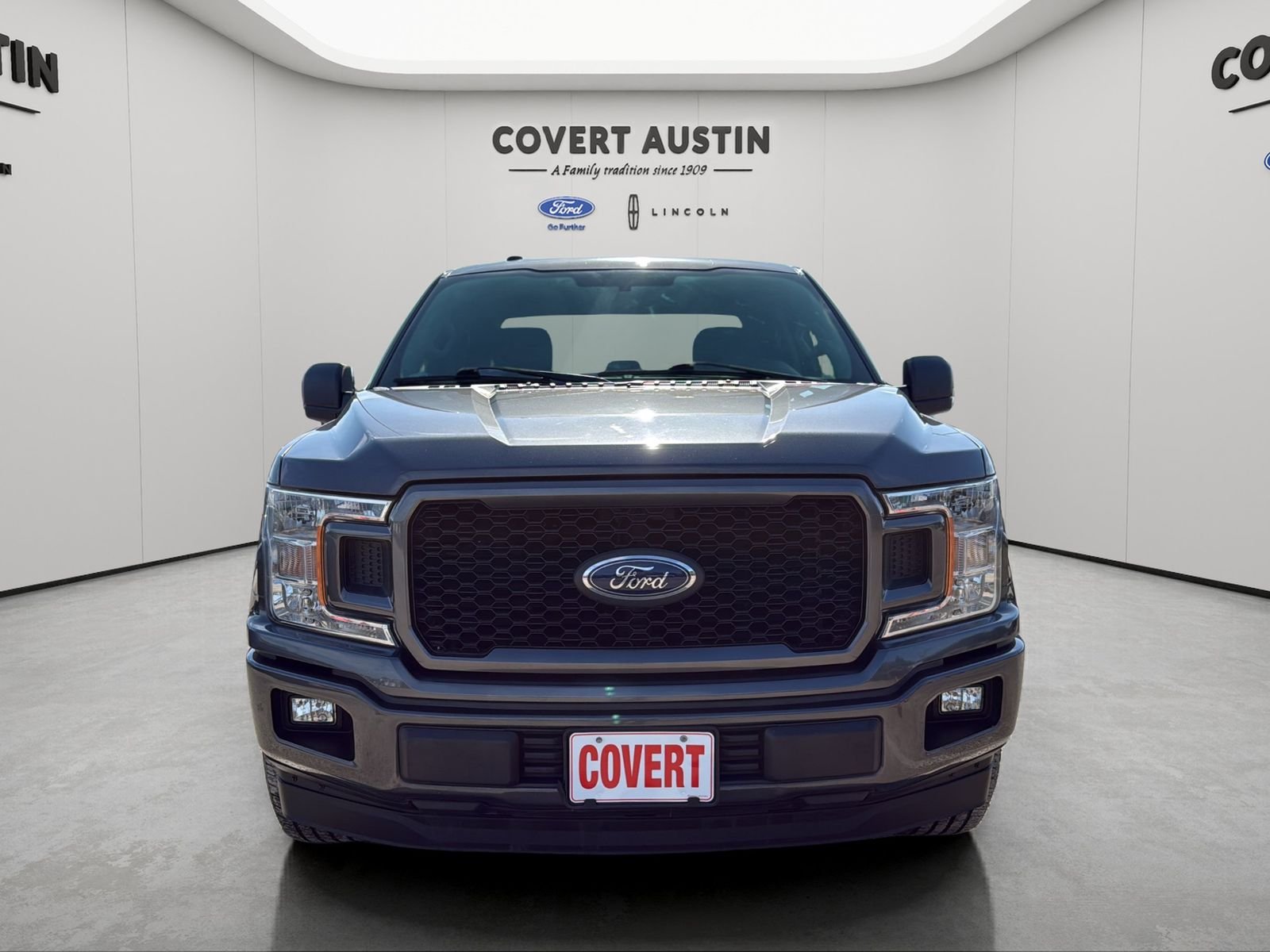 Used 2018 Gray Ford XL image 8