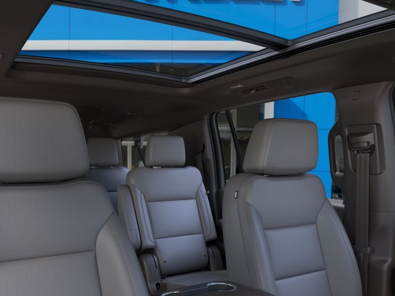 2026 Chevrolet Suburban Z71 - Photo 24