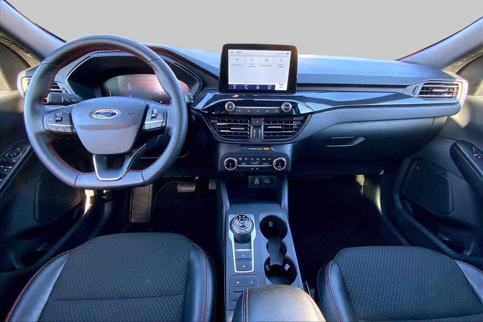 Used 2025 Agate Black Metallic Ford ST-Line image 16