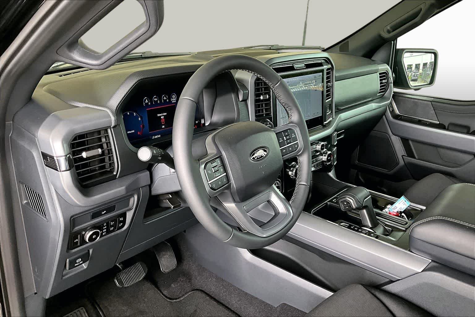 New 2026 Agate Black Metallic Ford XLT image 6