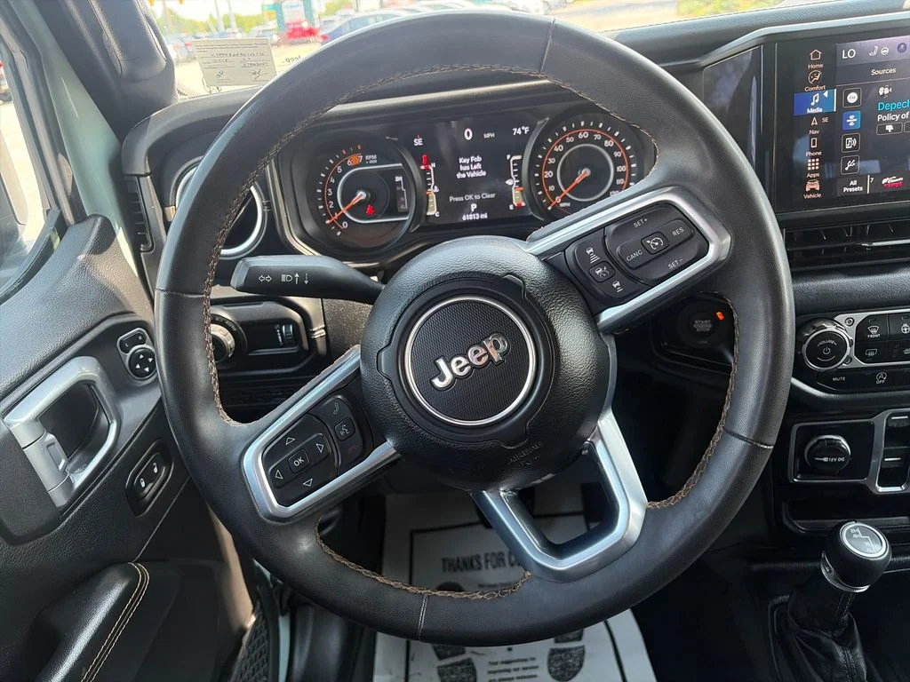 Used 2024 Gray Jeep Sahara image 15