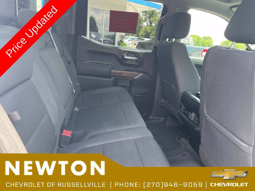 Used 2021 SUMMIT WHITE Chevrolet RST image 25
