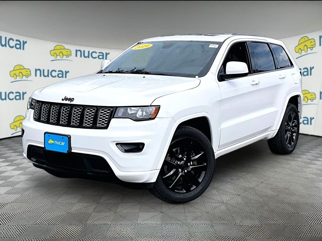 Used 2019 Bright White Clearcoat Jeep Altitude image 3
