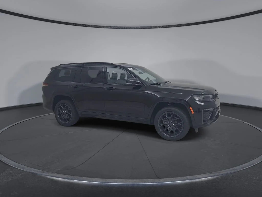 New 2026 Diamond Black Crystal Pearl-Coat Exterior Paint Jeep Summit image 2