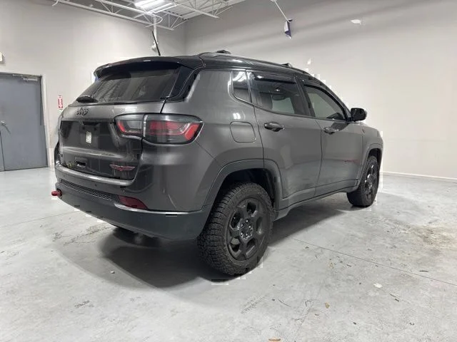Used 2023 Gray Jeep Trailhawk image 5