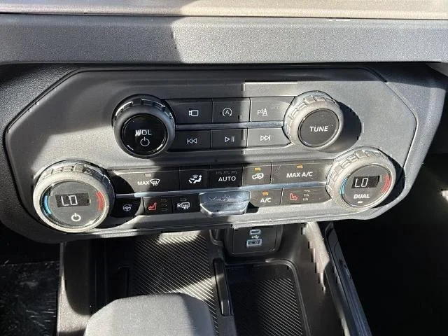 2025 Ford Bronco 4-Door Outer Banks - Photo 38