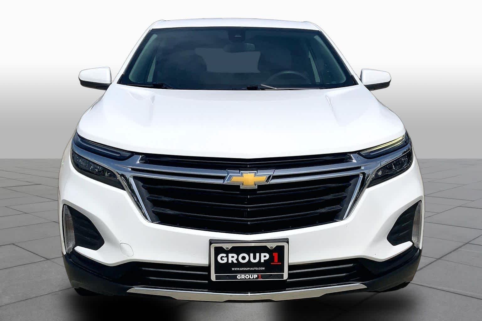Used 2023 Summit White Chevrolet LT image 4