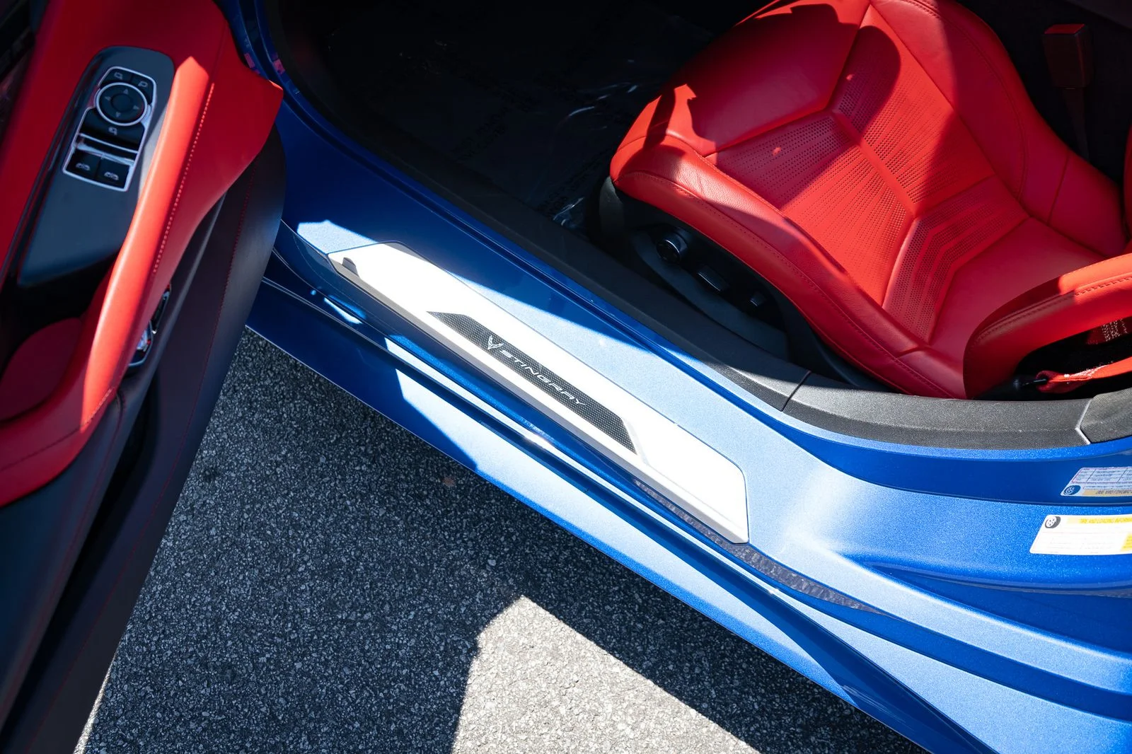 Used 2023 Blue Metallic Chevrolet Stingray image 41
