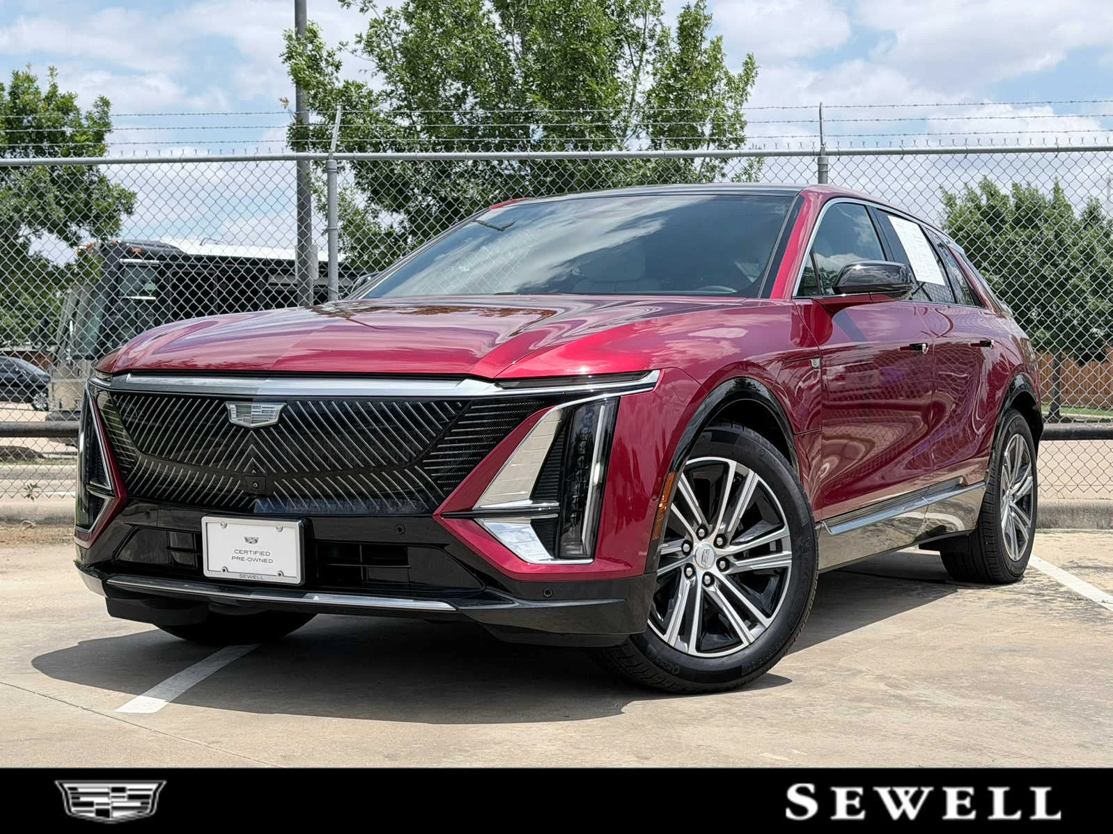 2024 Cadillac Lyriq Luxury 1 RWD's photo