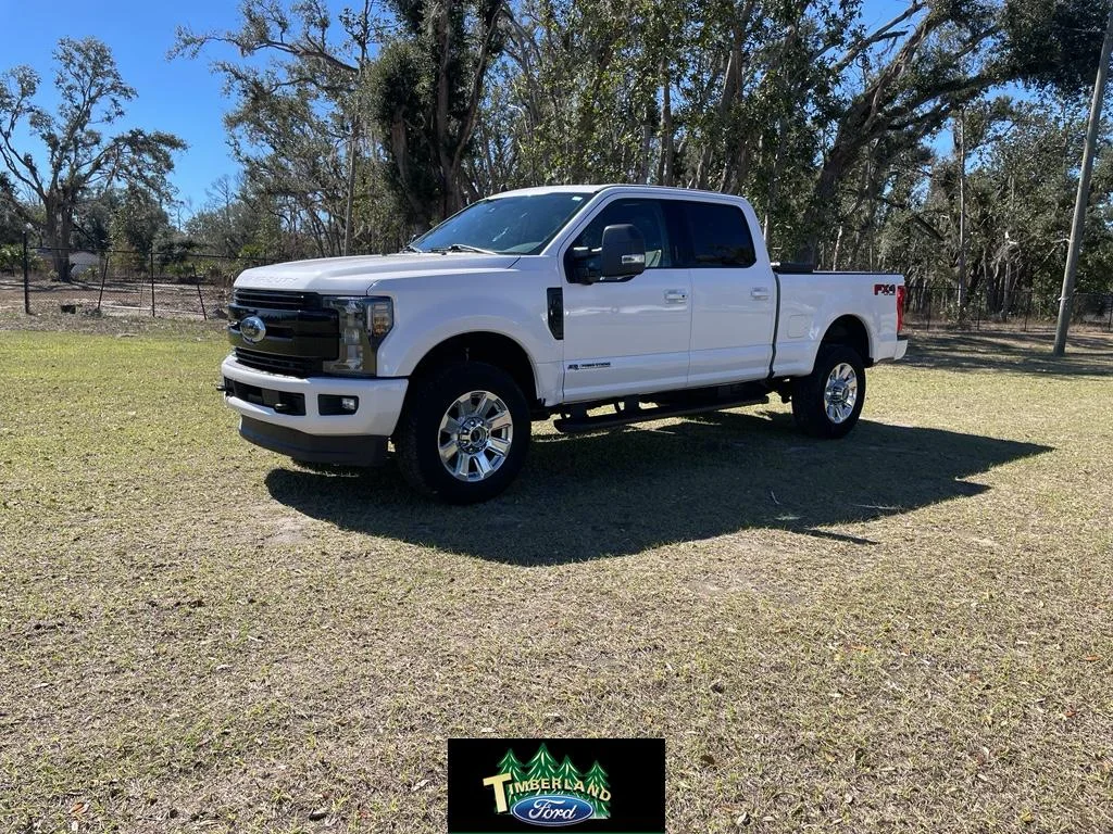 Used 2019 White Platinum Tri-Coat Metallic Ford LARIAT image 1
