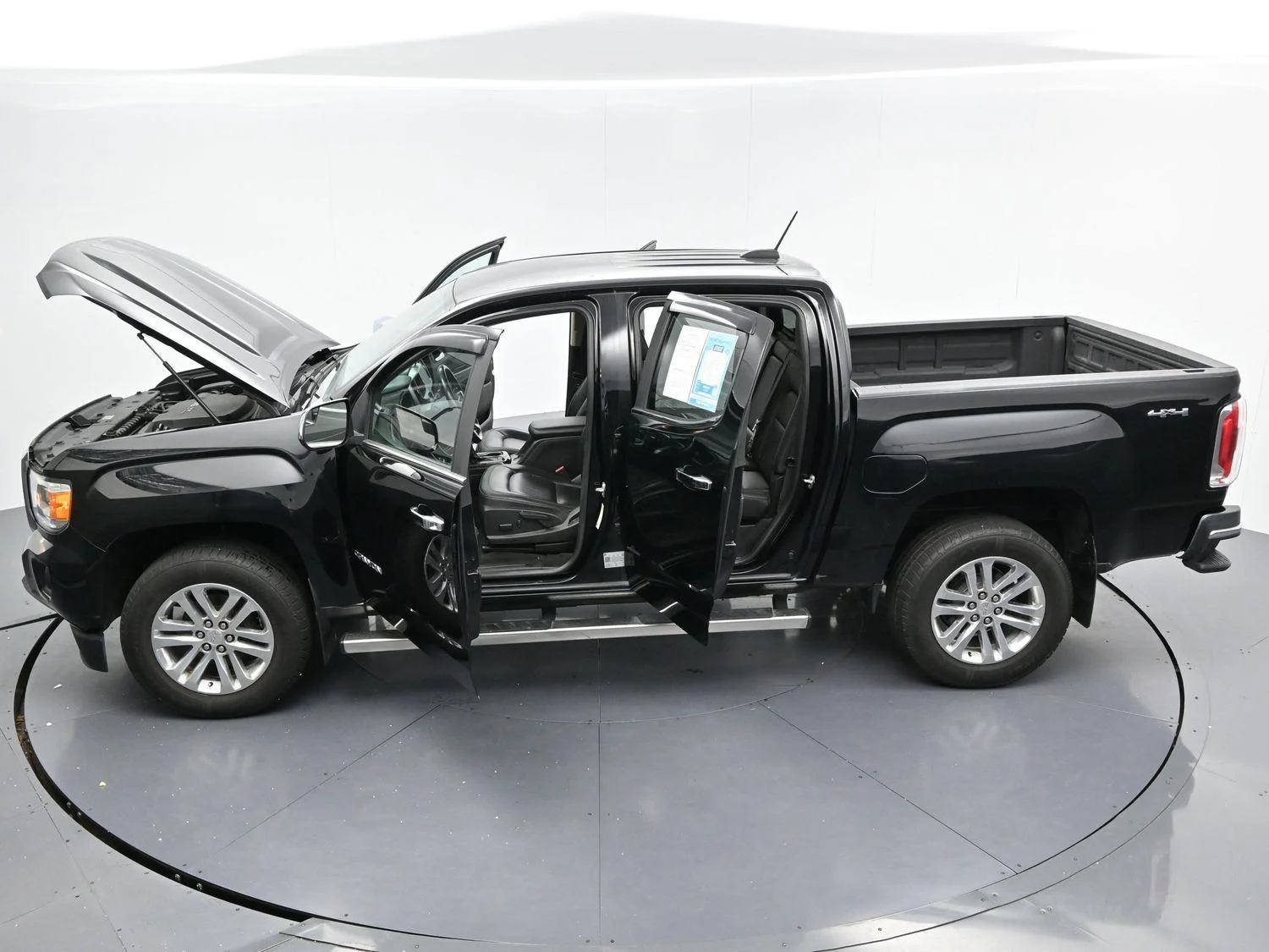 Used 2019 Onyx Black GMC 4WD SLT image 45