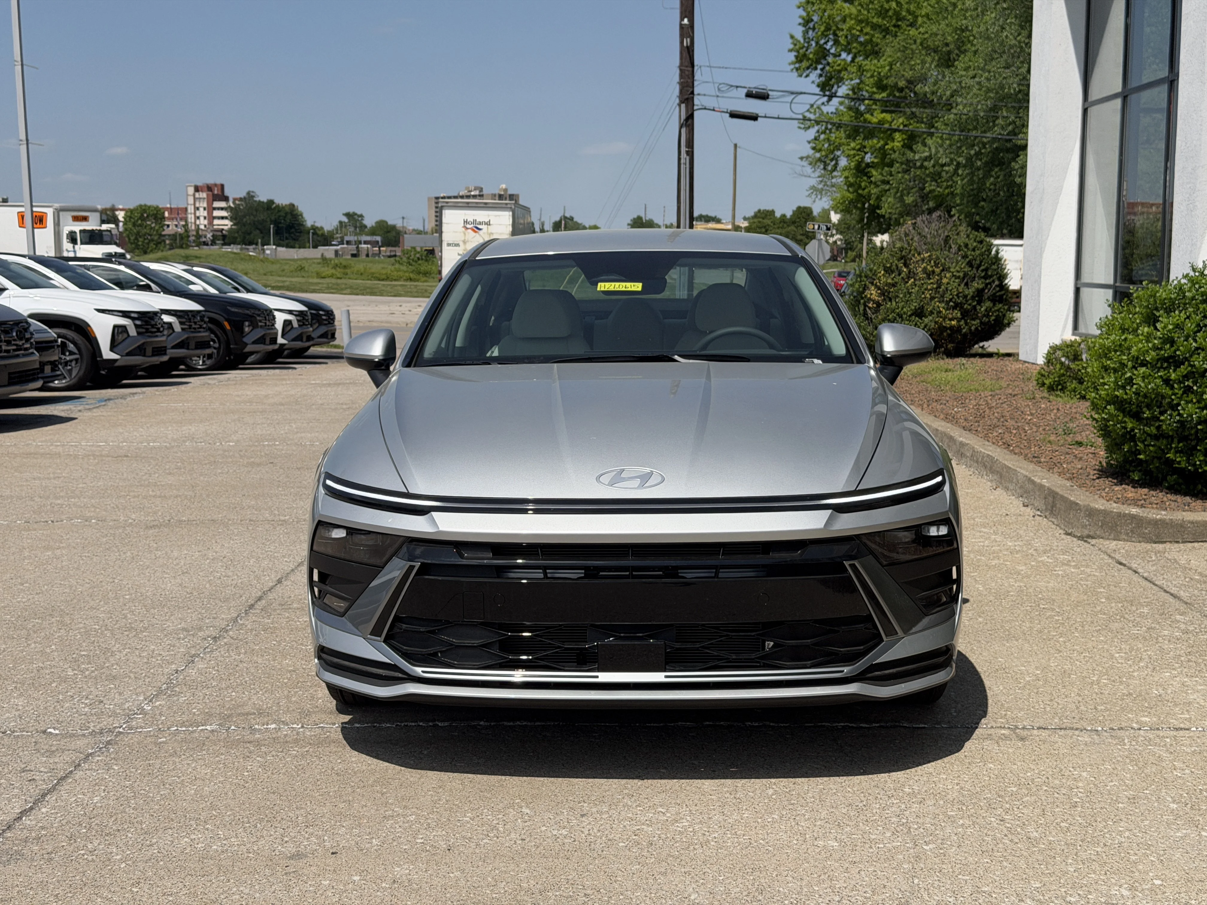 Used 2026 Aero Silver Hyundai SE image 12