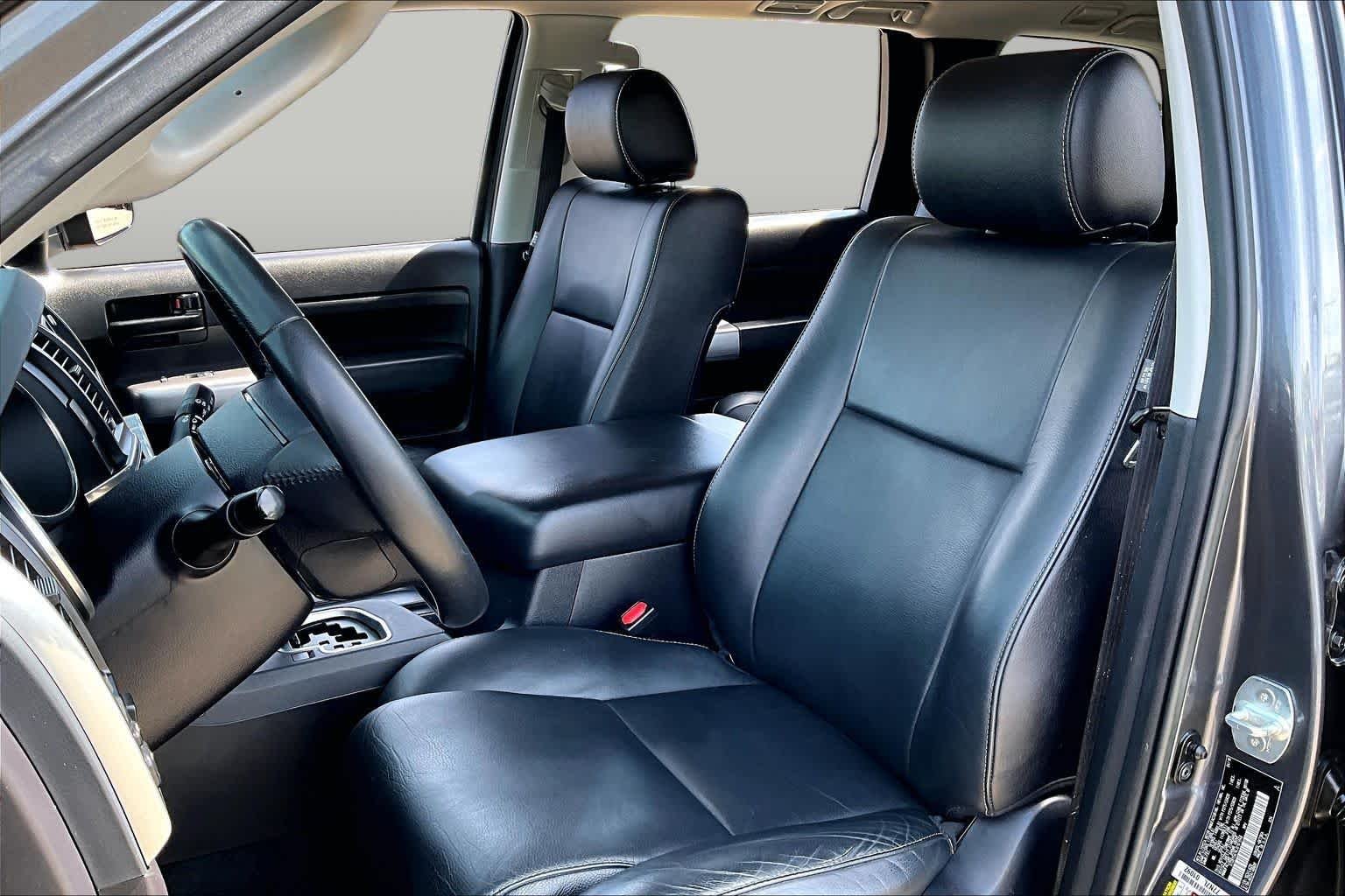 Used 2018 Magnetic Gray Metallic Toyota TRD Sport image 7