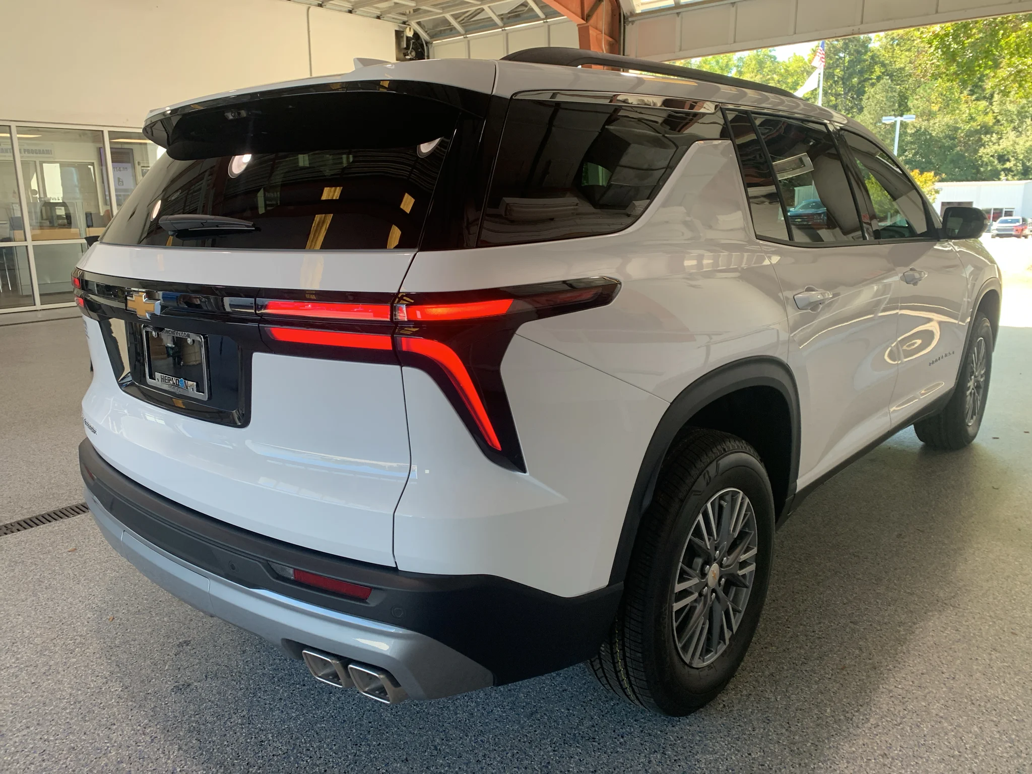 2027 Chevrolet Traverse LT - Photo 11