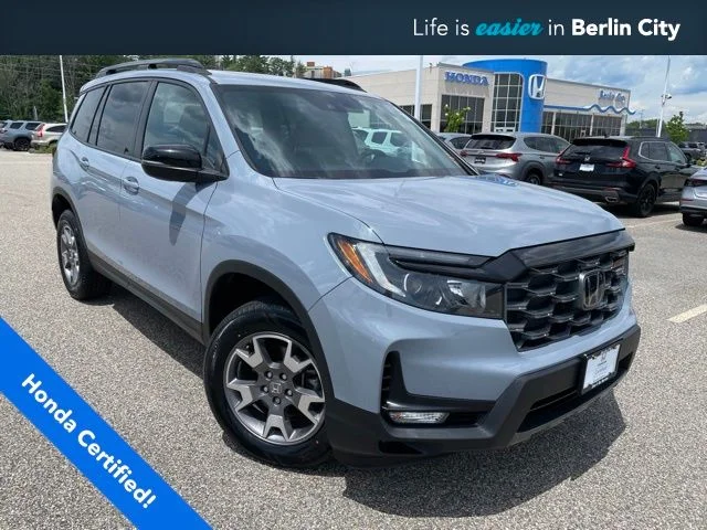 Used 2023 Gray Pearl Honda TrailSport image 1