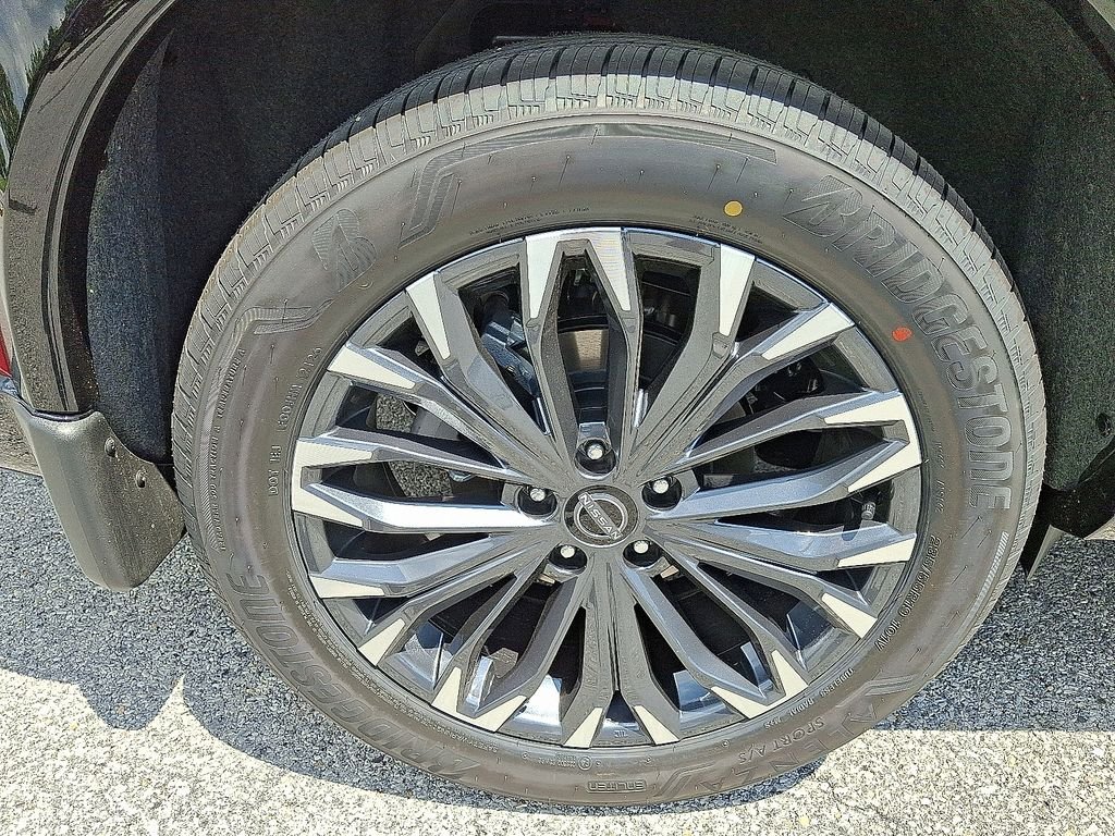 New 2026 Scarlet Ember Tintcoat Nissan Platinum image 5