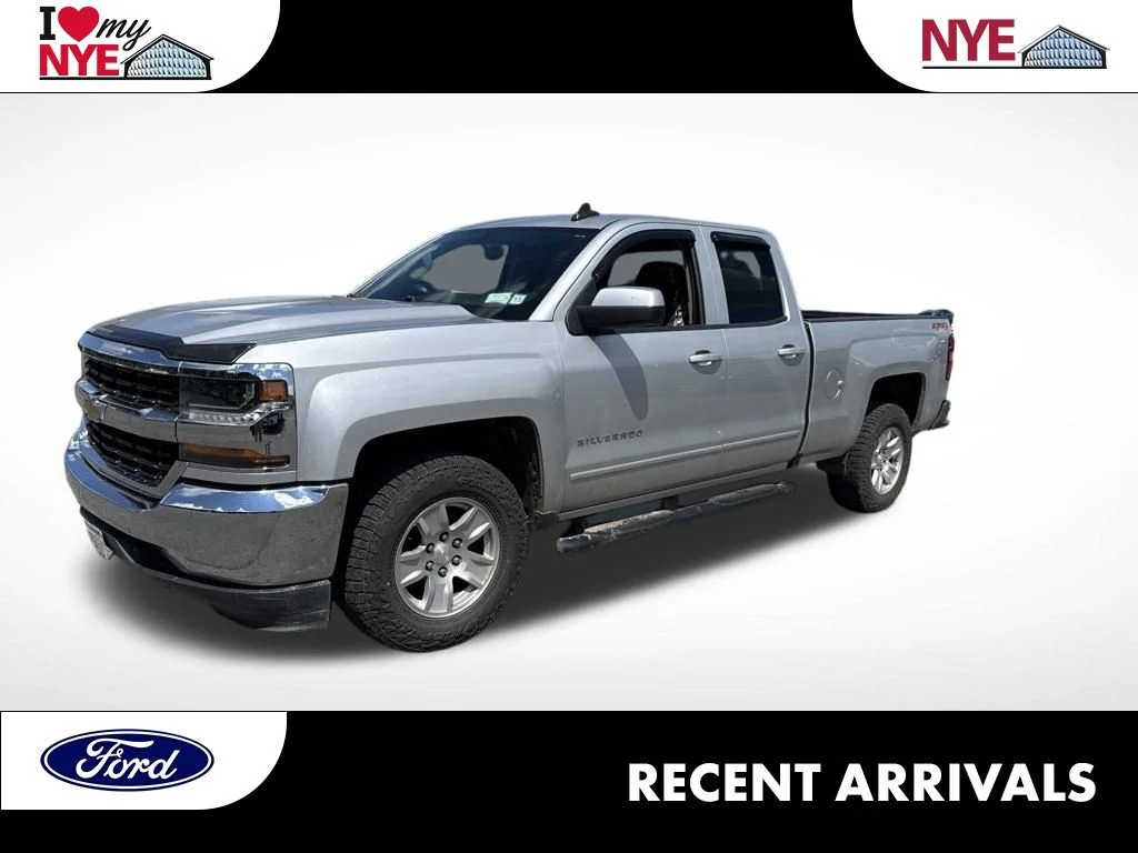 Used 2019 Silver Chevrolet LT image 1