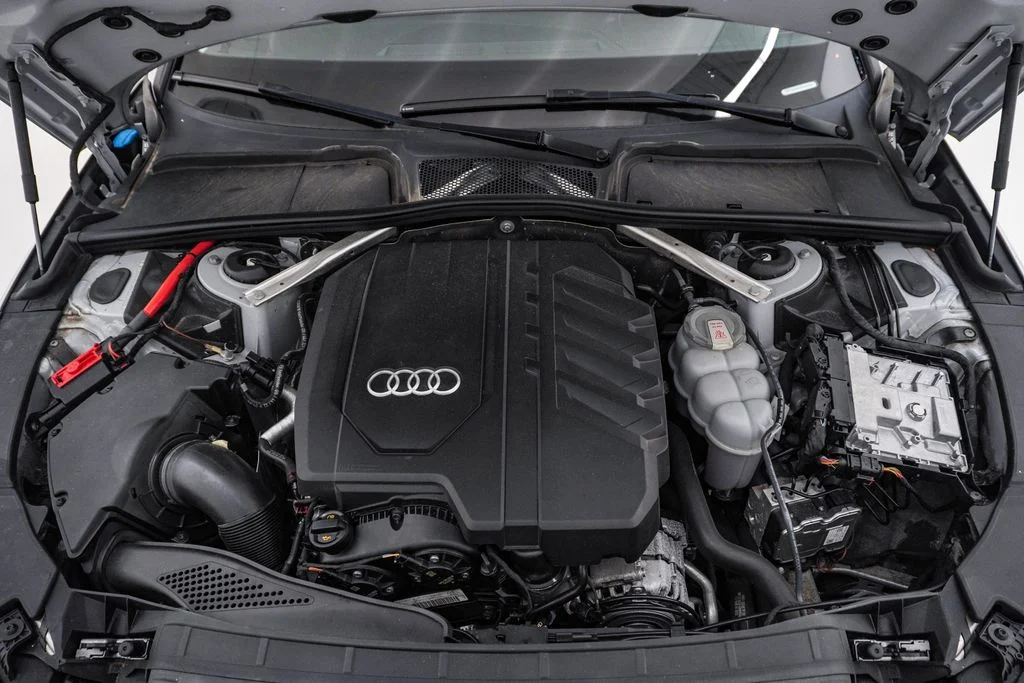 Used 2023 Florett Silver Metallic Audi 45 Premium Plus image 28