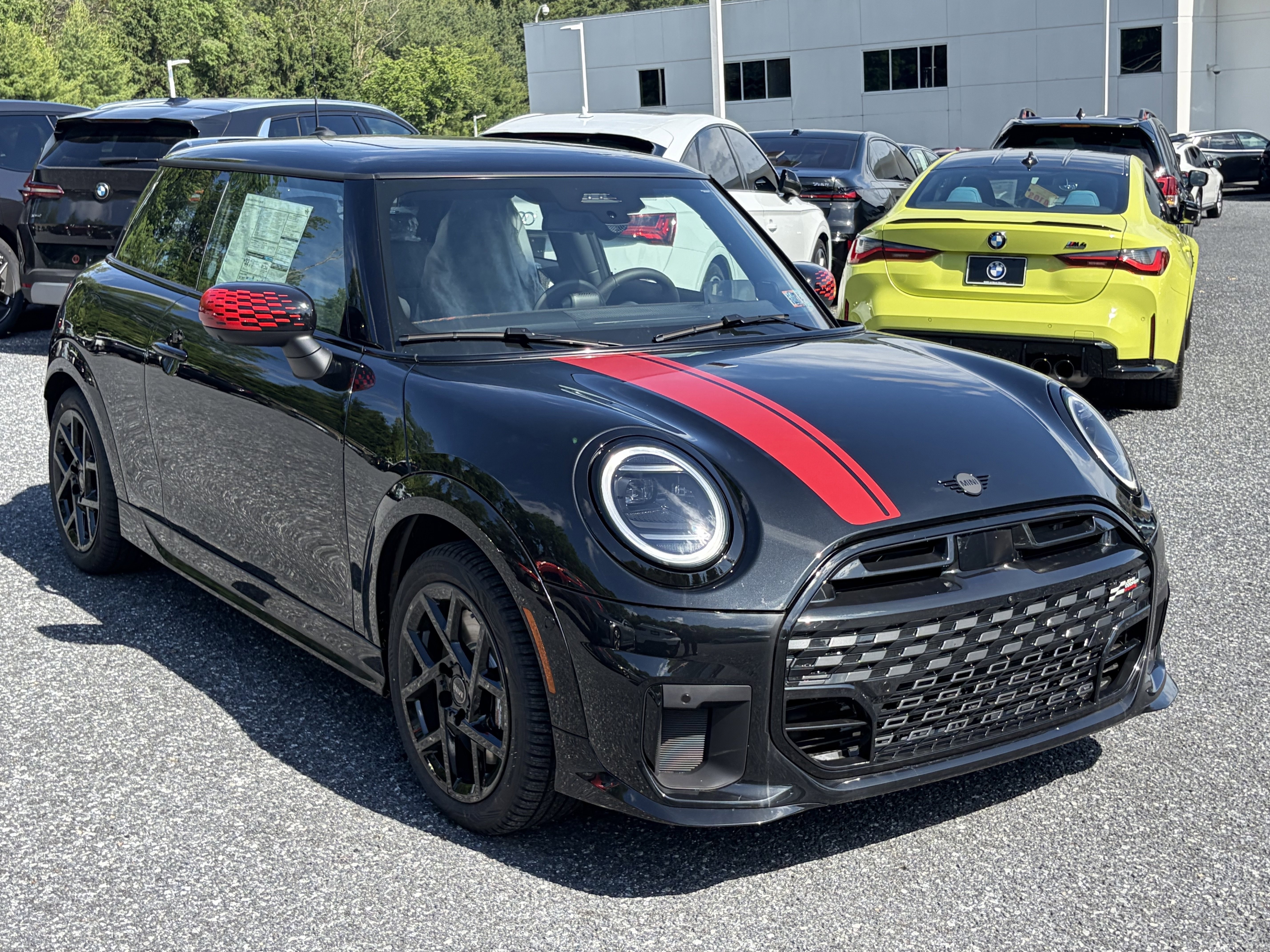 New 2026 Midnight Black II Metallic MINI Iconic image 3