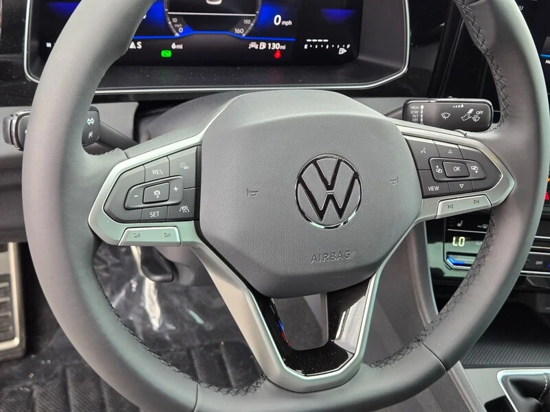 New 2026 White Volkswagen 1.5T Sport image 10