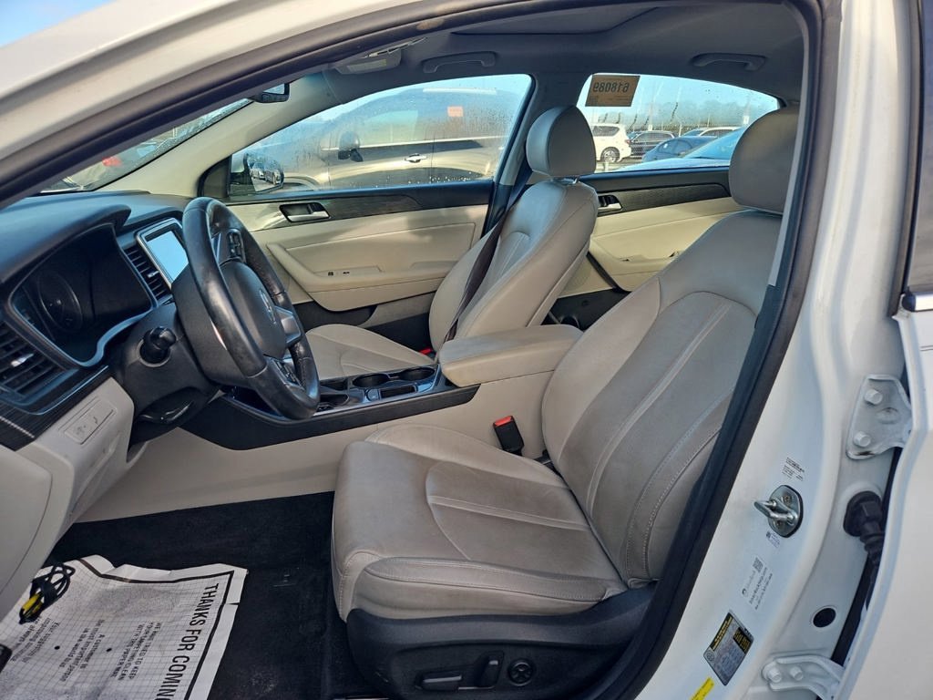 Used 2018 White Hyundai Limited image 12