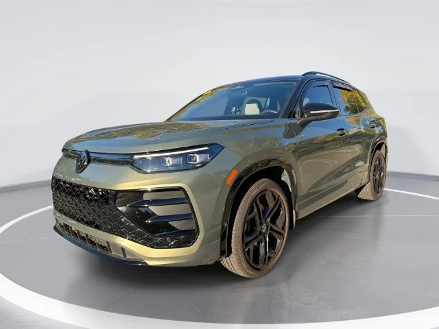 2025 Volkswagen Tiguan SE R-LINE BLACK