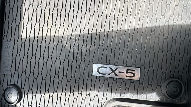 Used 2025 White Mazda 2.5 S Select Package image 32