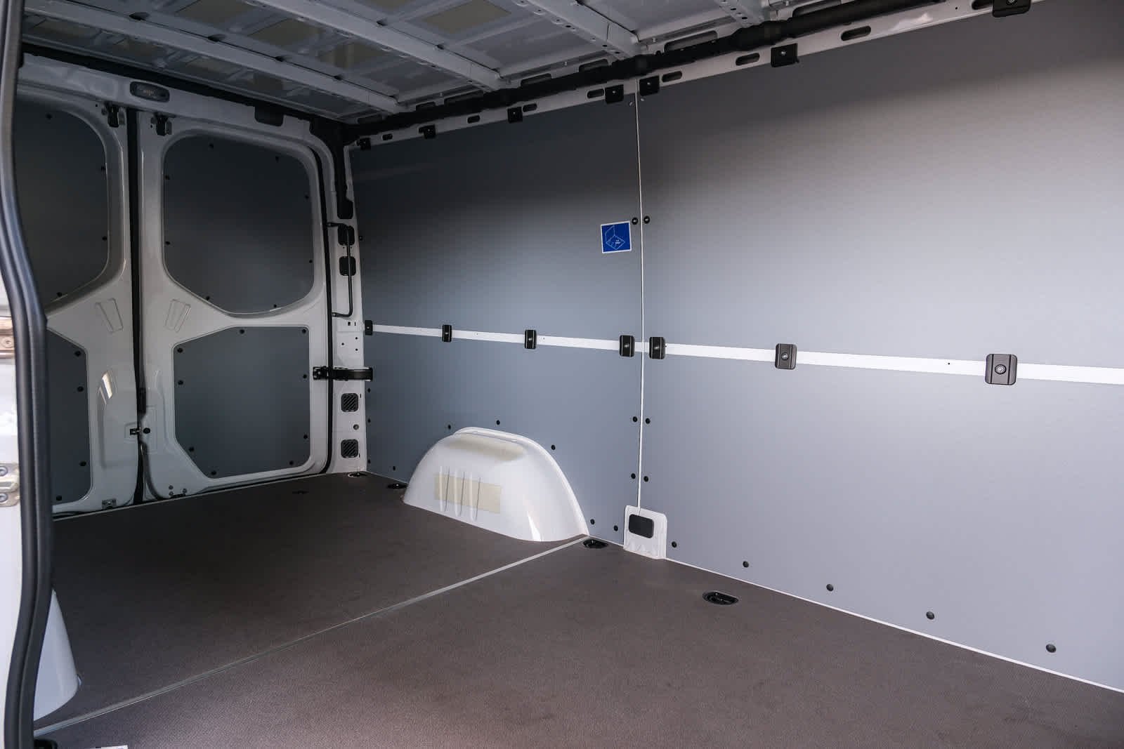 New 2026 Arctic+White Mercedes-Benz Cargo 144 WB  RWD 2.0L I4 Diesel Turbocharged High image 23