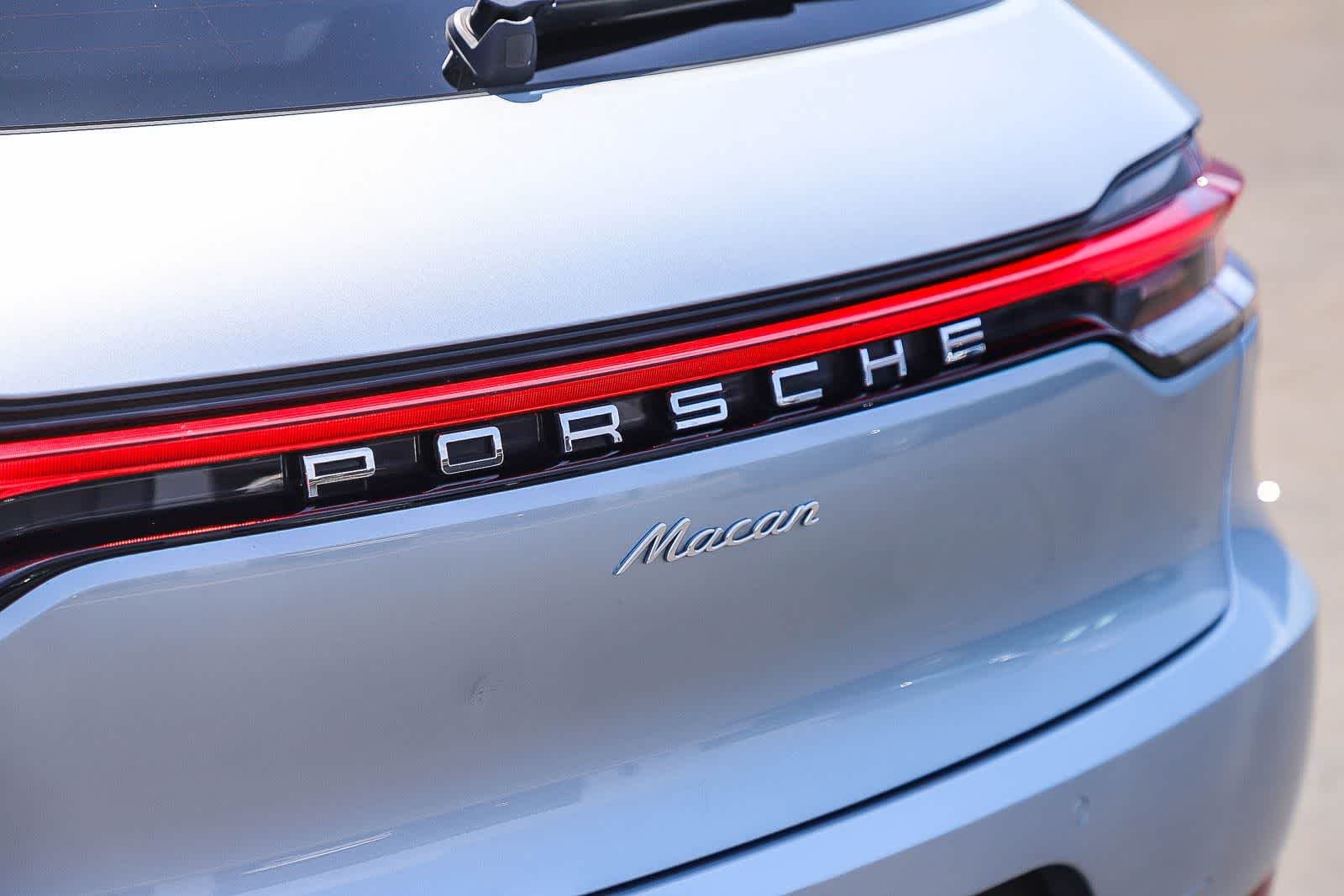 Used 2020 Silver Porsche  image 9