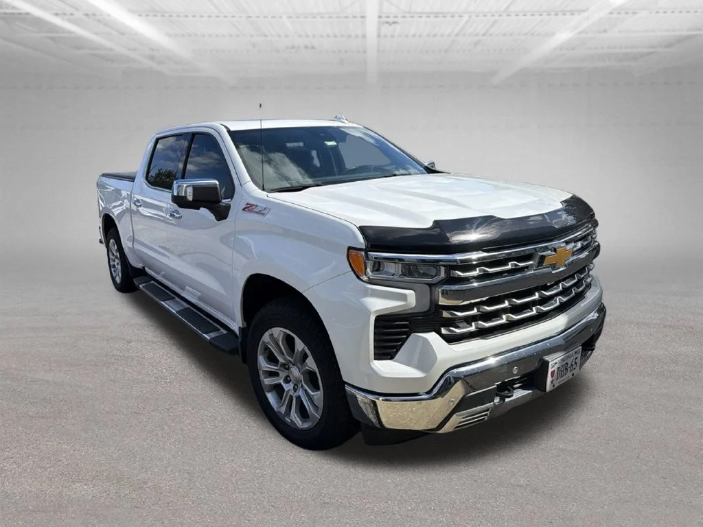 Used 2024 White Chevrolet LTZ image 8