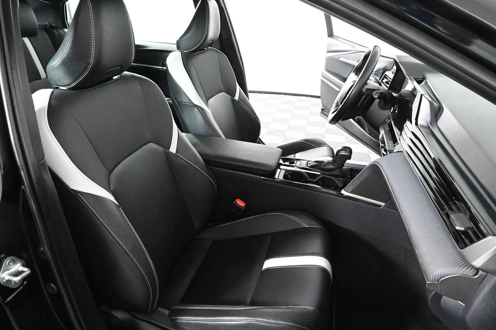 Used 2025 Midnight Black Metallic Toyota SE image 10