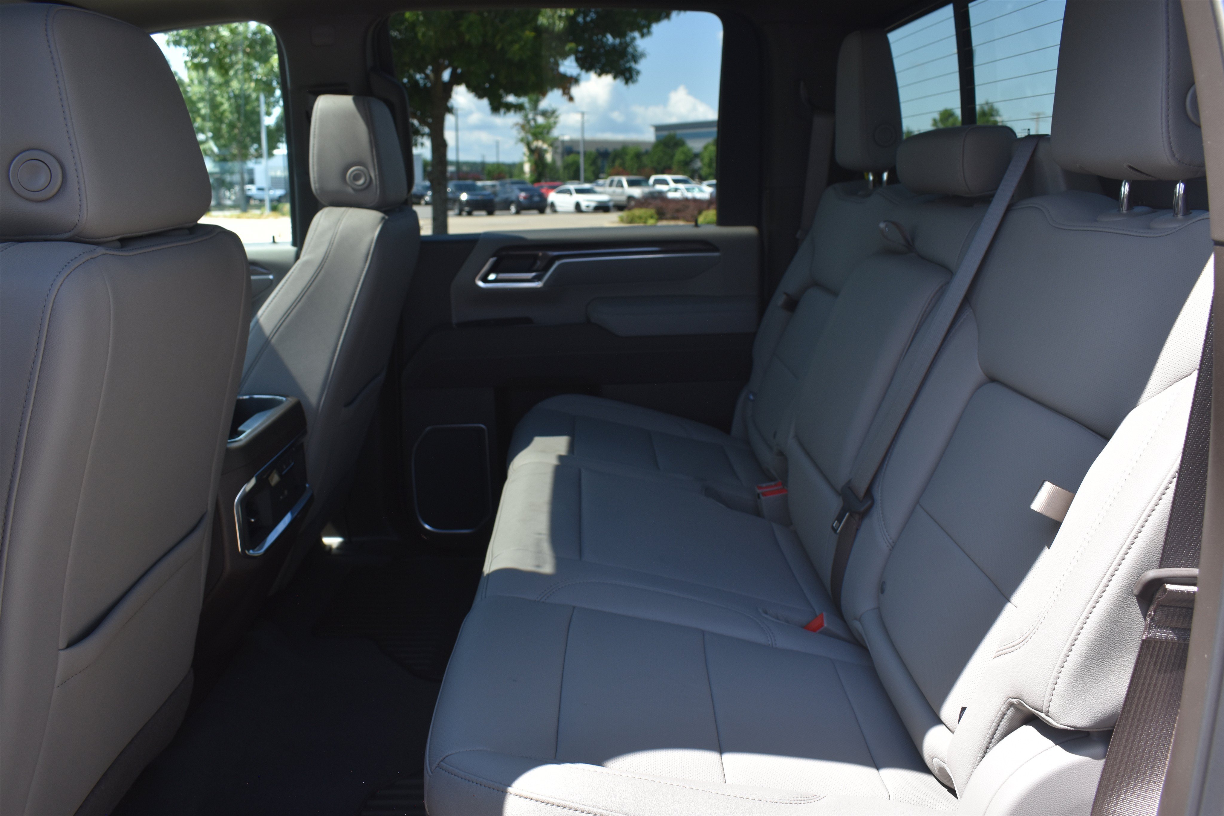 New 2026 Summit White Chevrolet LTZ DRW image 21