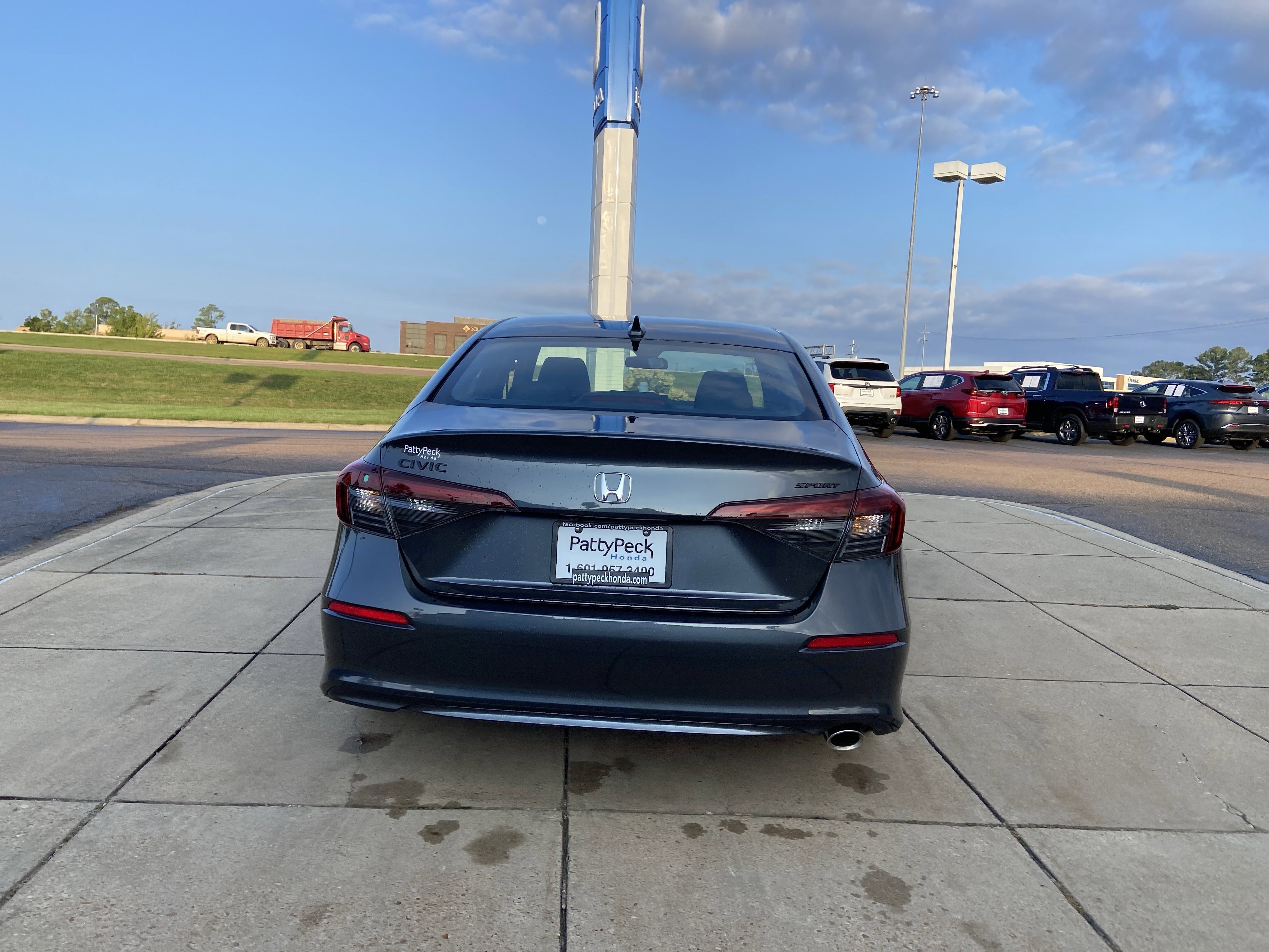 New 2026 Meteorite Gray Metallic Honda Sport image 9
