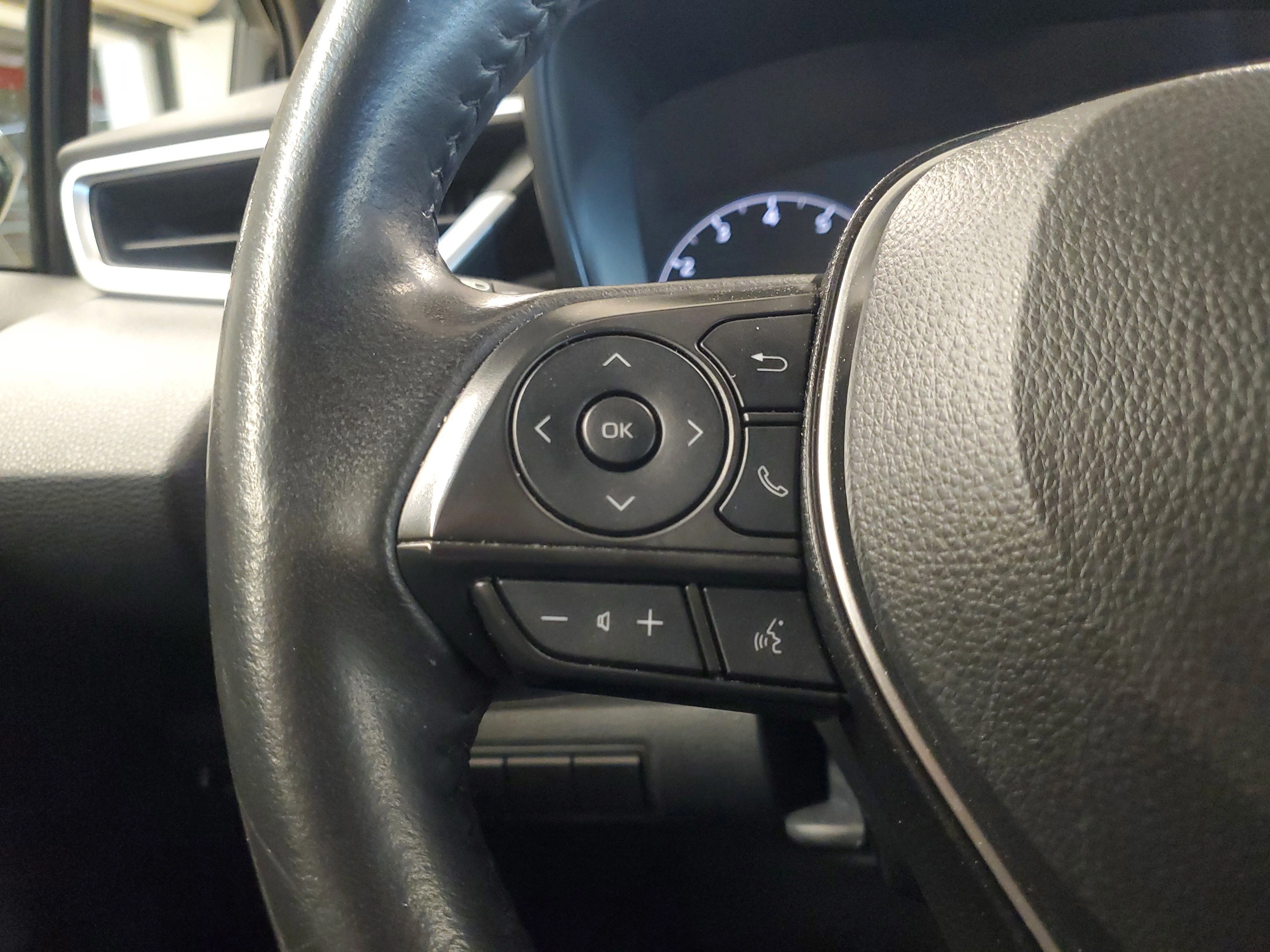 Used 2023 Midnight Black Metallic Toyota SE image 20