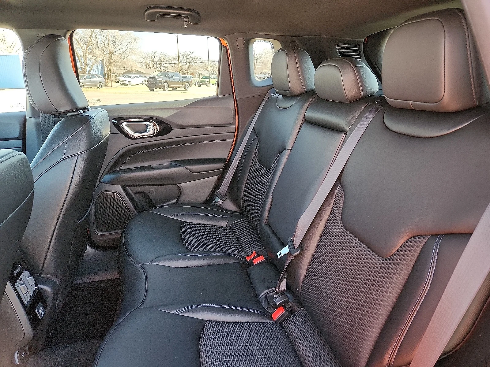 New 2026 Orange Jeep LATITUDE ALTITUDE 4X4 image 10