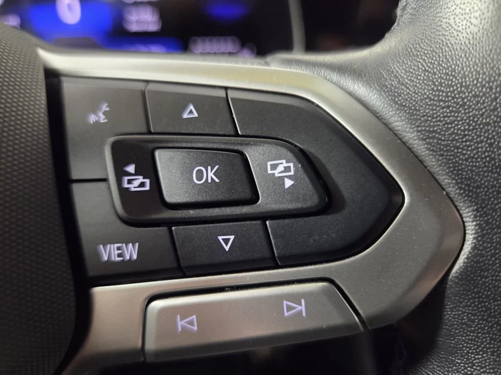 Used 2025 Black Volkswagen Sport image 19